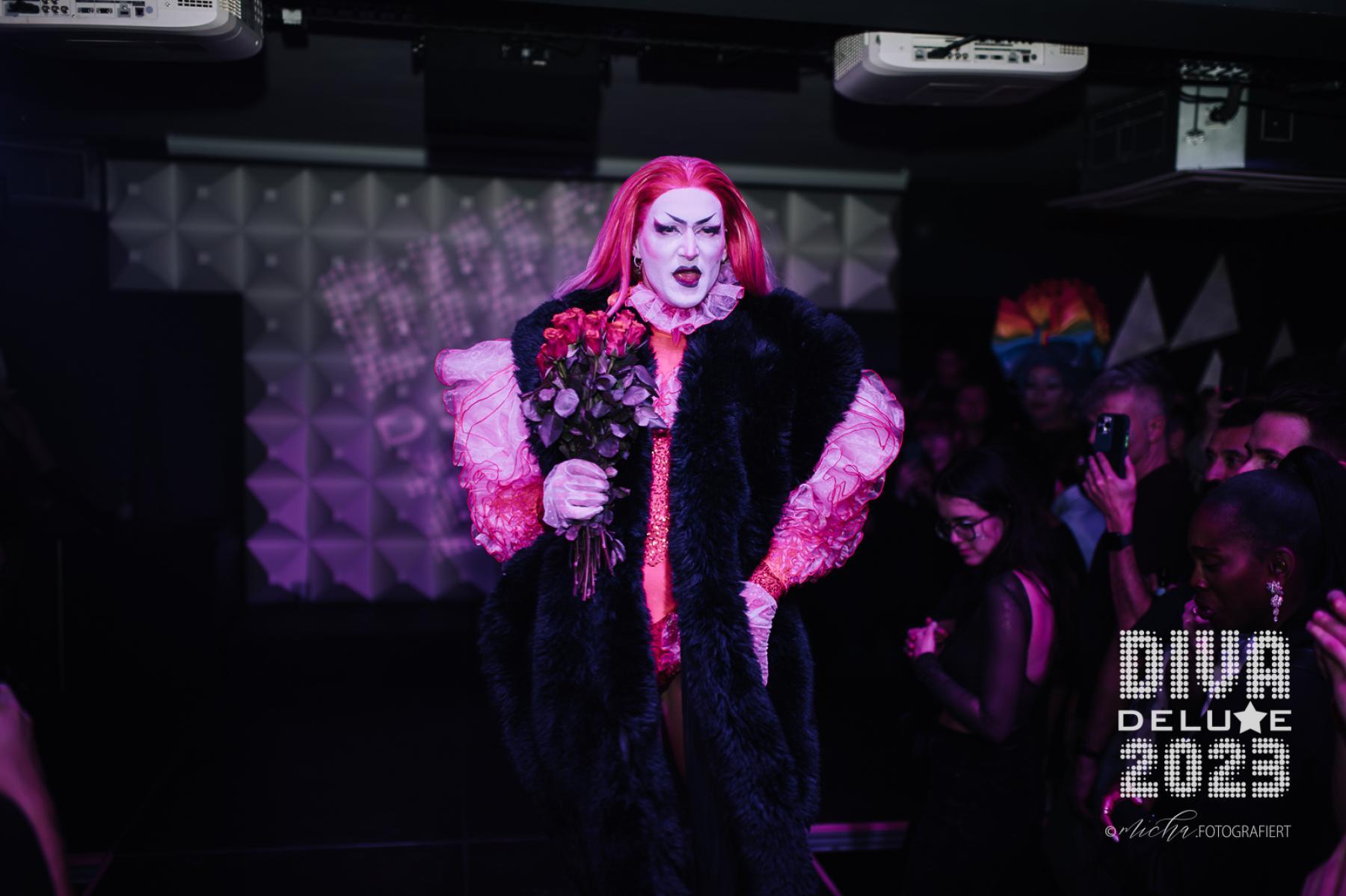 Diva Deluxe  18.11.2023 | Bild 563
