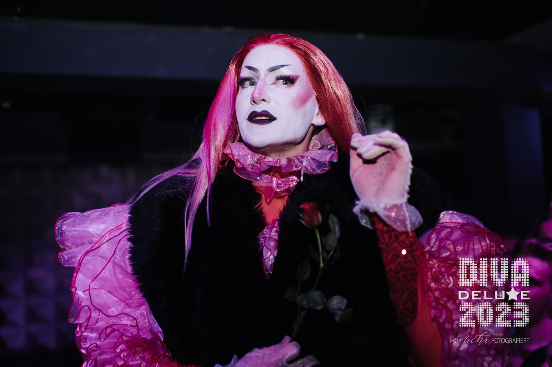 Diva Deluxe  18.11.2023 | Bild 578