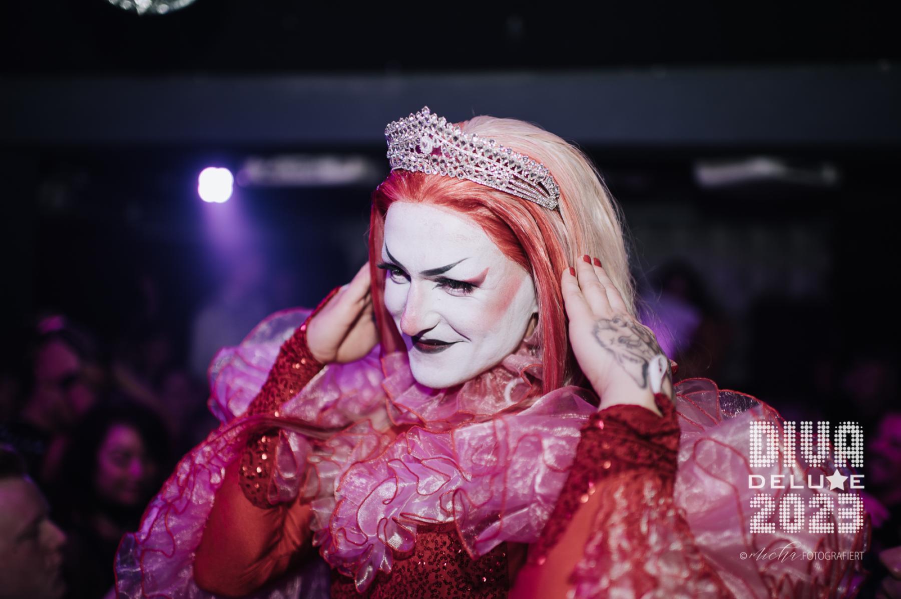 Diva Deluxe  18.11.2023 | Bild 58