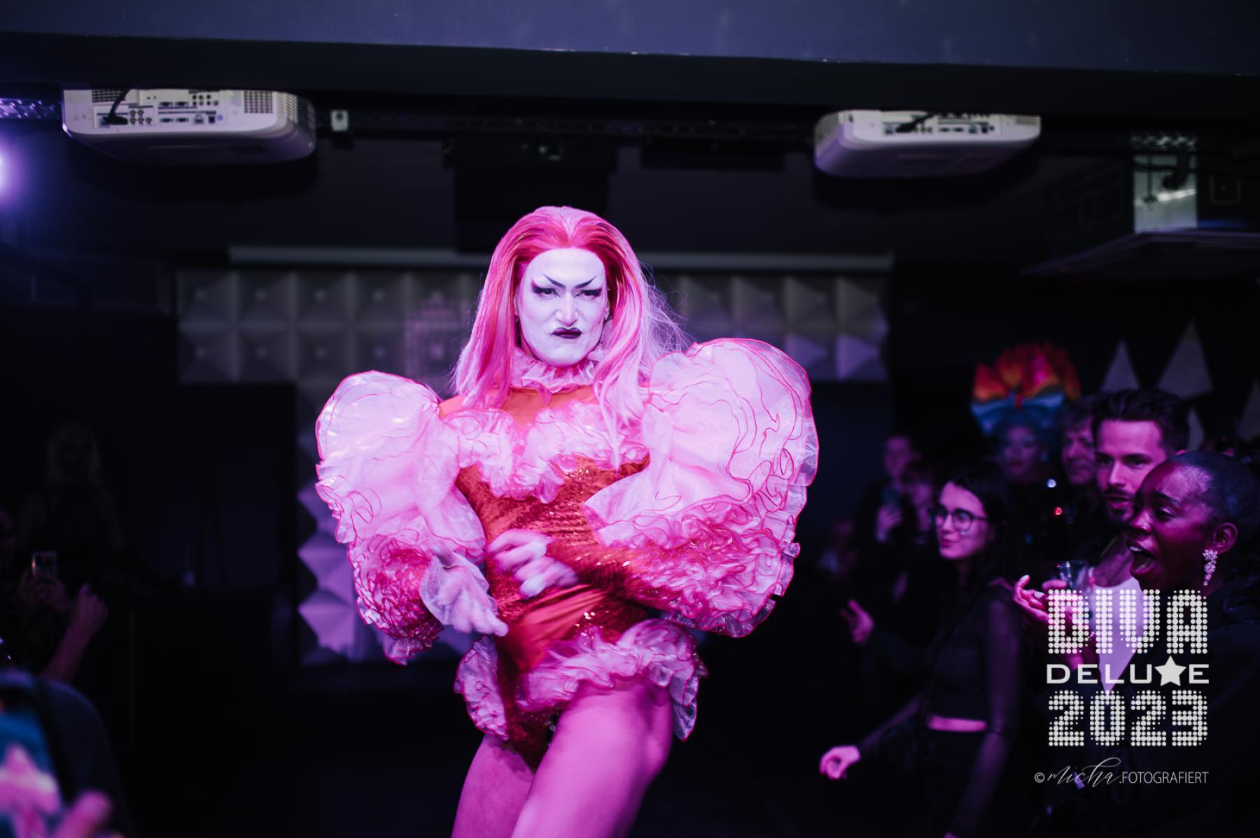 Diva Deluxe  18.11.2023 | Bild 596