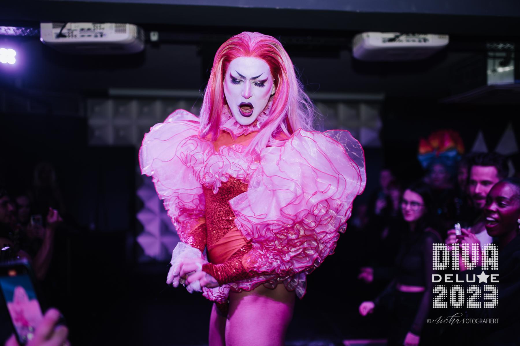 Diva Deluxe  18.11.2023 | Bild 597