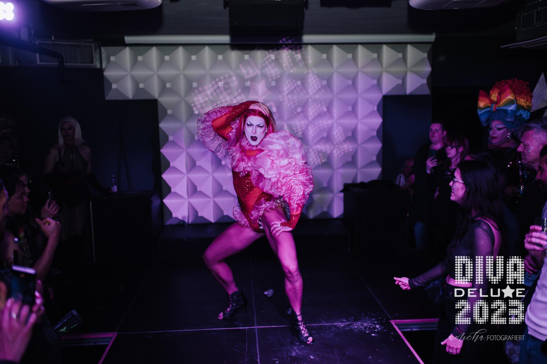 Diva Deluxe  18.11.2023 | Bild 599