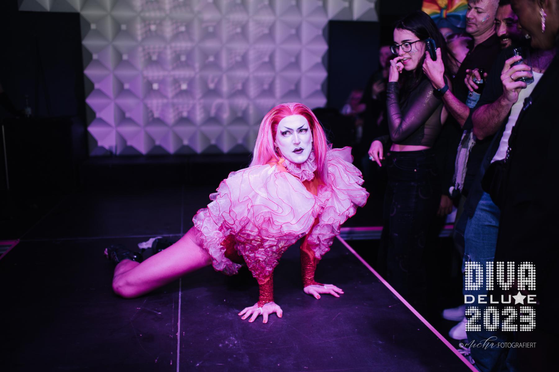 Diva Deluxe  18.11.2023 | Bild 610