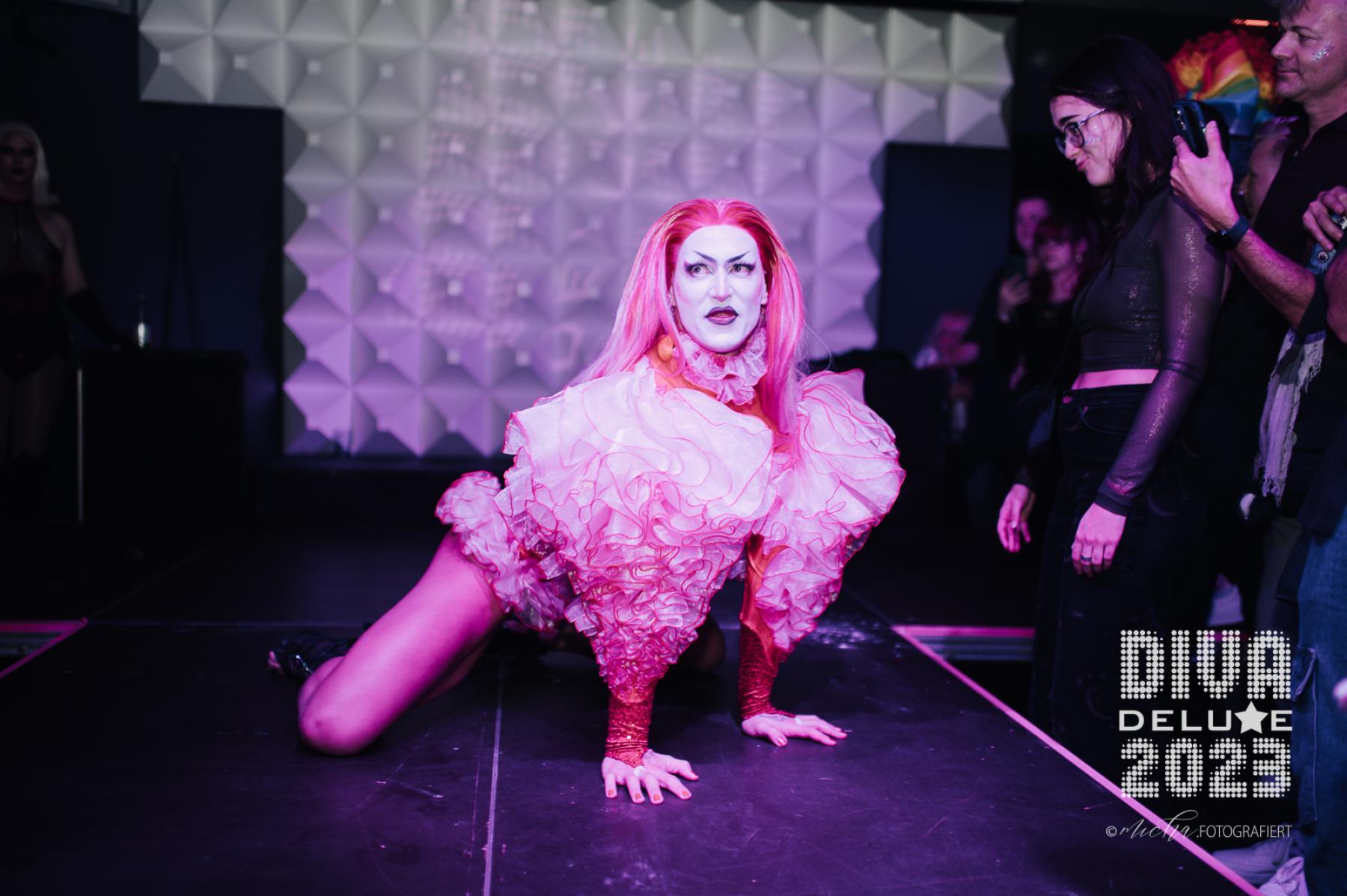 Diva Deluxe  18.11.2023 | Bild 612