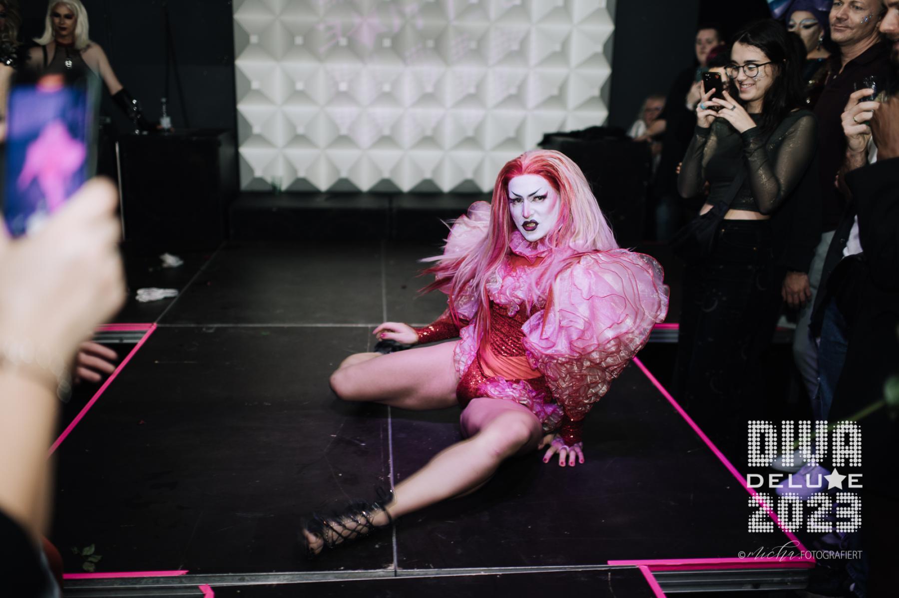 Diva Deluxe  18.11.2023 | Bild 618