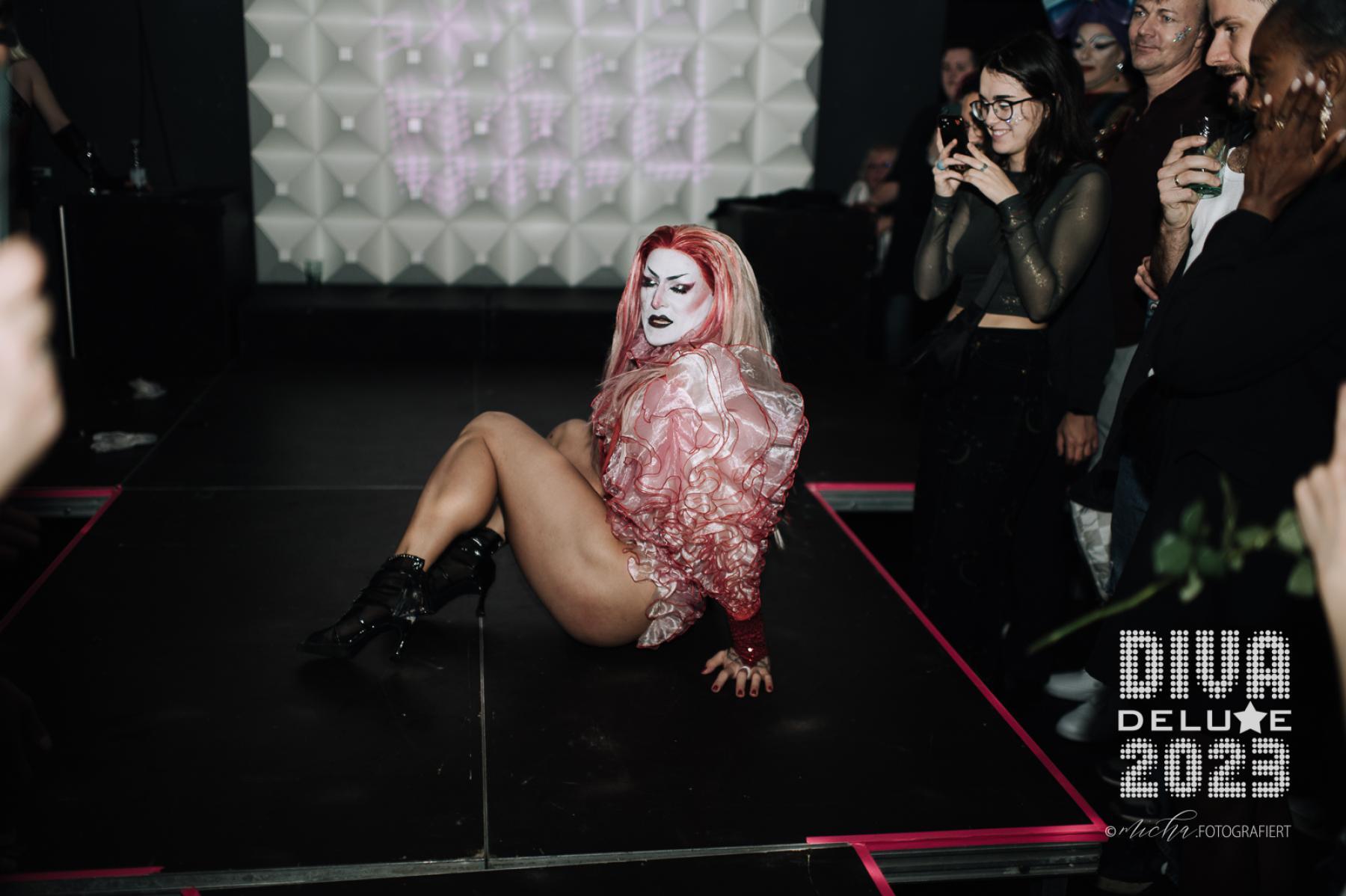 Diva Deluxe  18.11.2023 | Bild 619