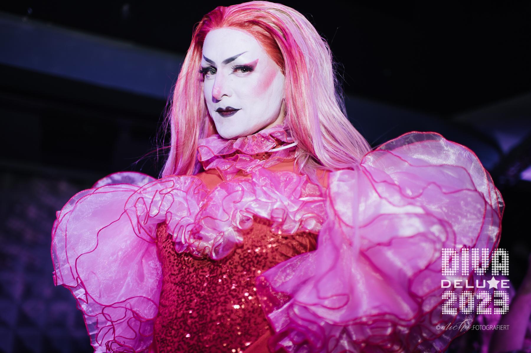 Diva Deluxe  18.11.2023 | Bild 625