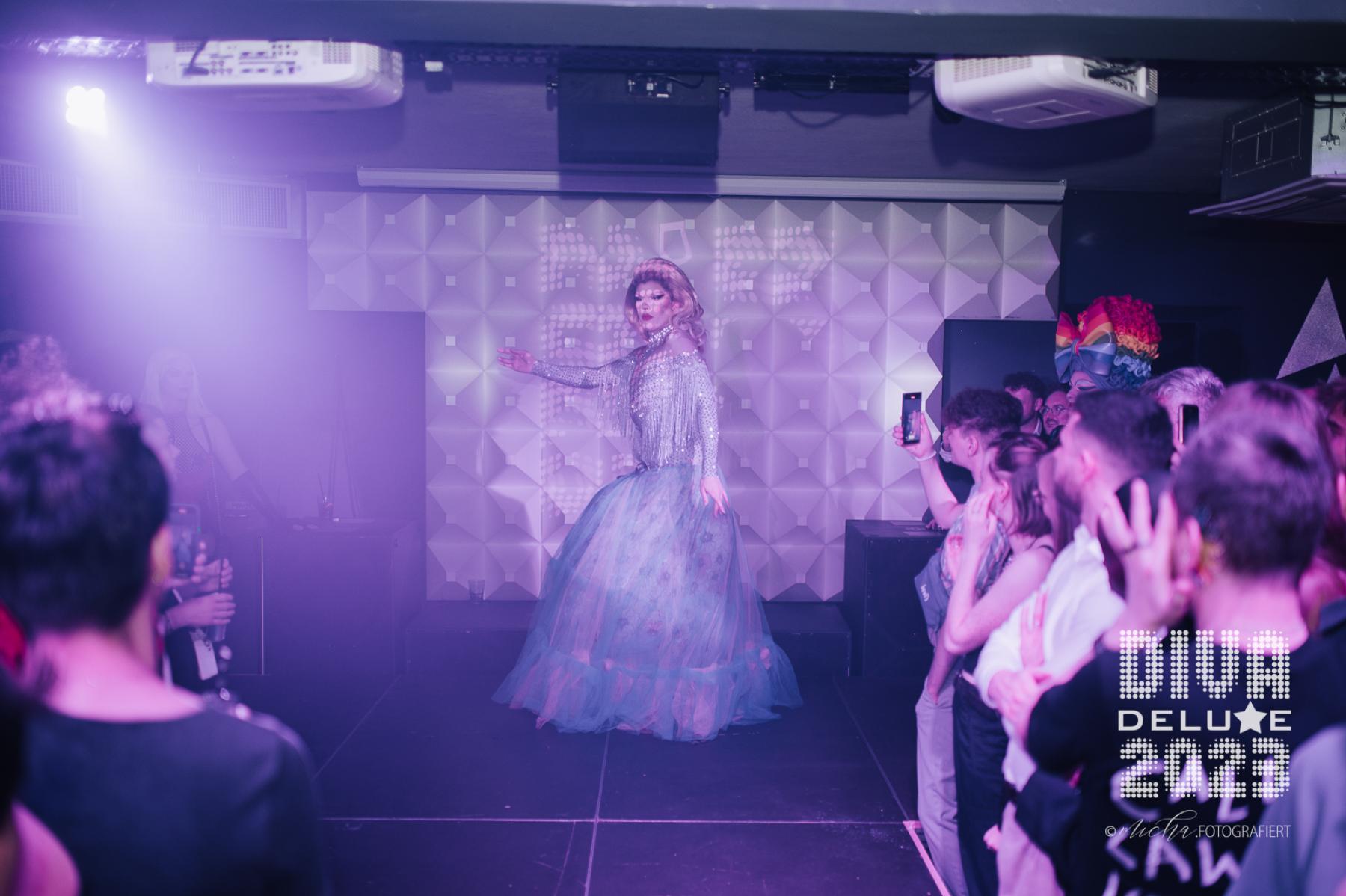 Diva Deluxe  18.11.2023 | Bild 644