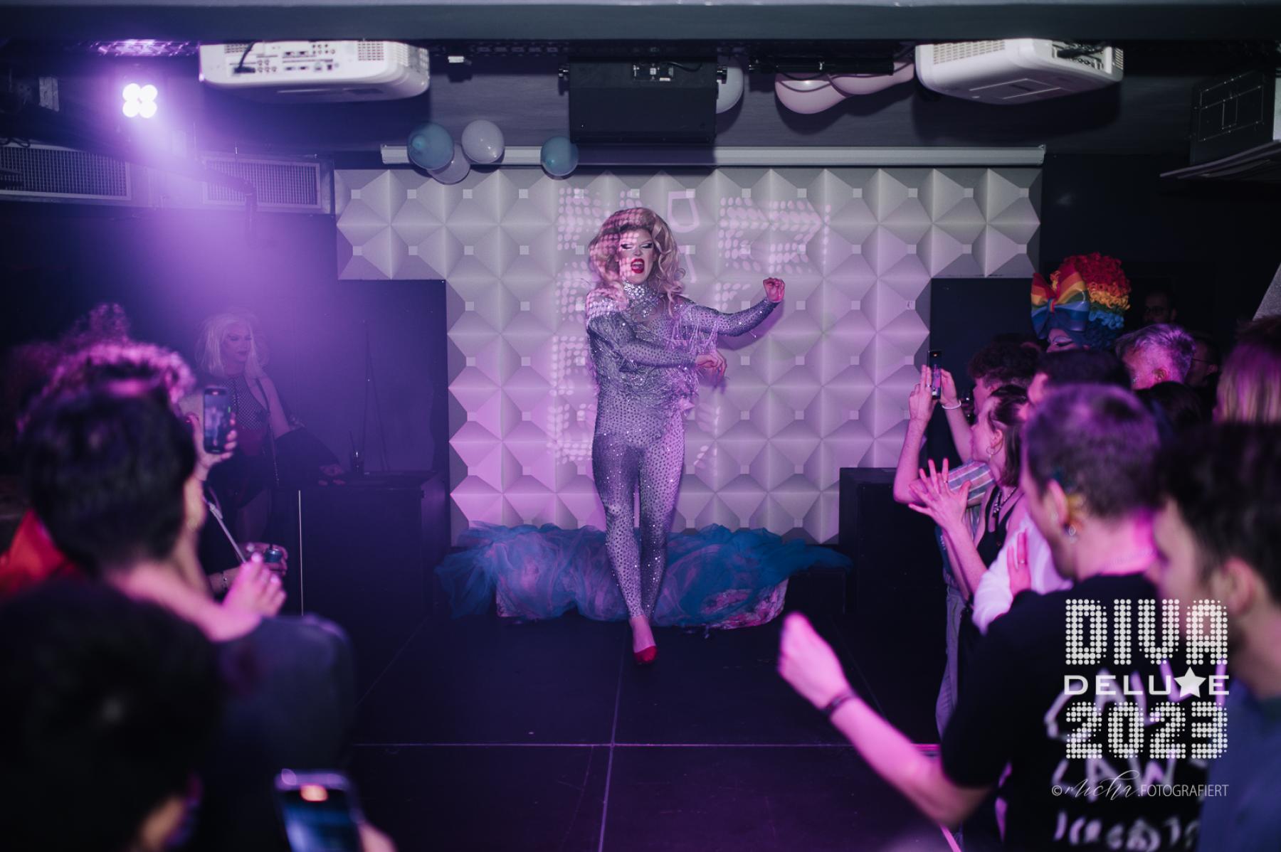 Diva Deluxe  18.11.2023 | Bild 660