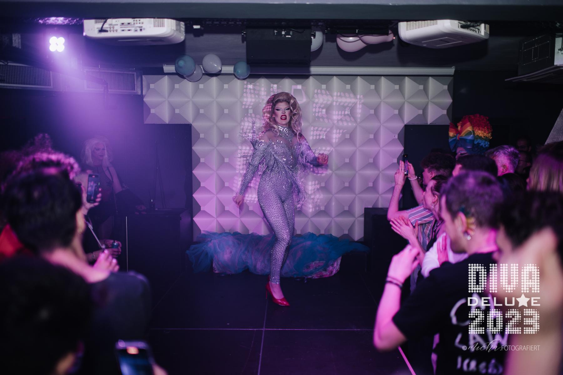 Diva Deluxe  18.11.2023 | Bild 661