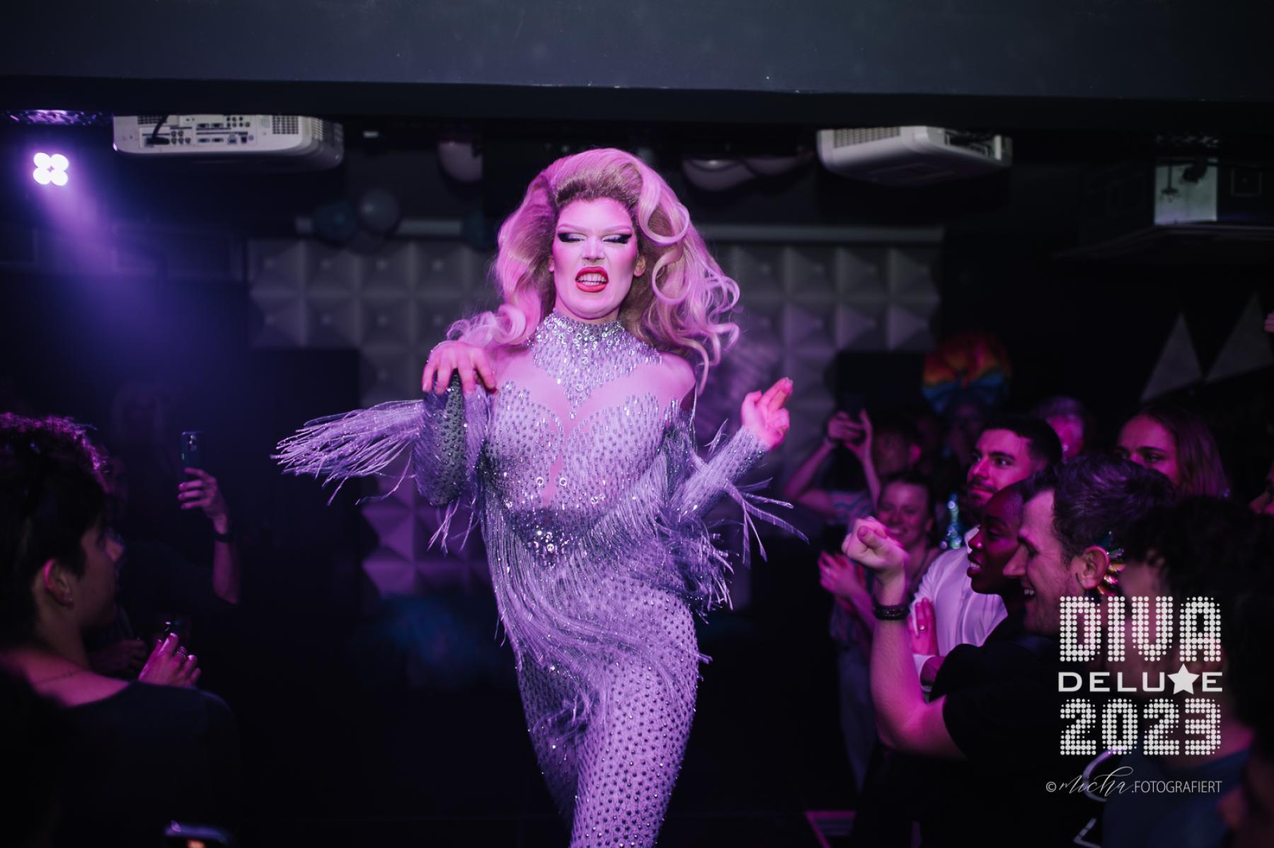 Diva Deluxe  18.11.2023 | Bild 665