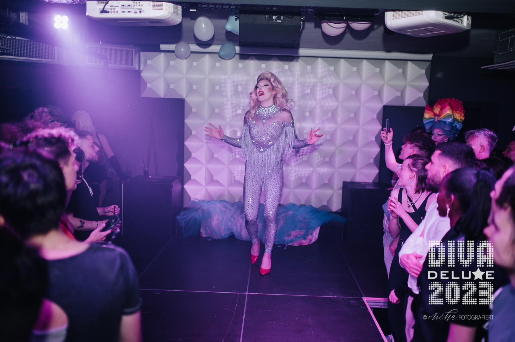 Diva Deluxe  18.11.2023 | Bild 672