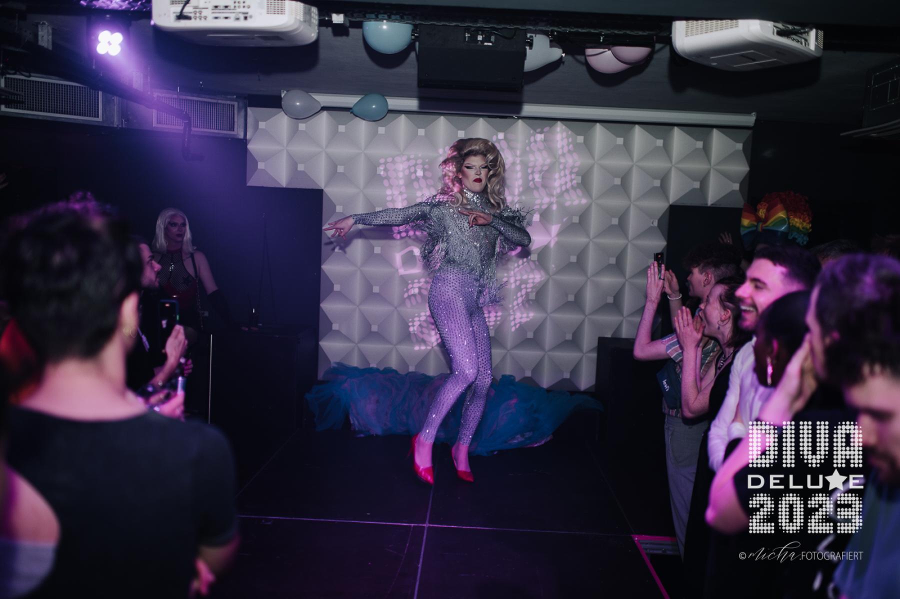 Diva Deluxe  18.11.2023 | Bild 679