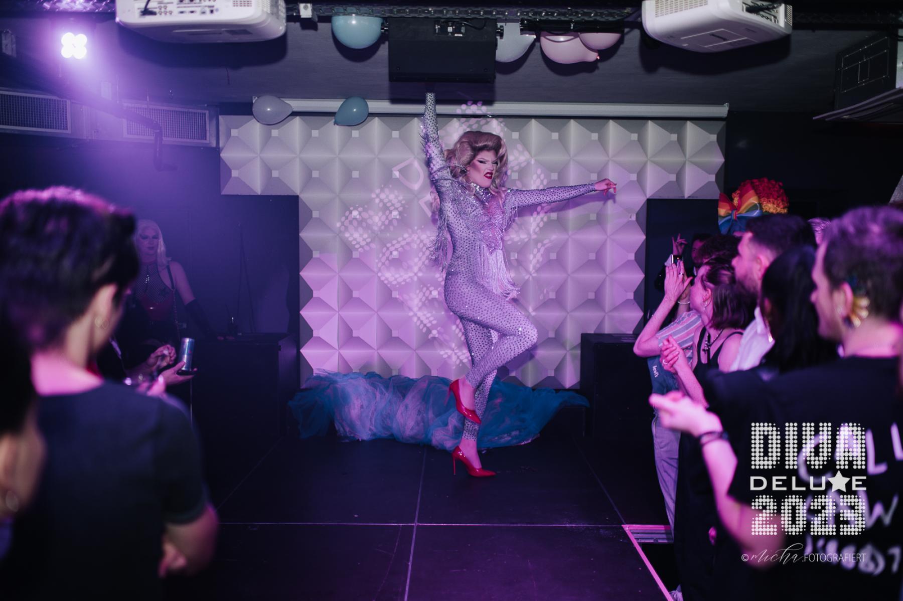Diva Deluxe  18.11.2023 | Bild 686
