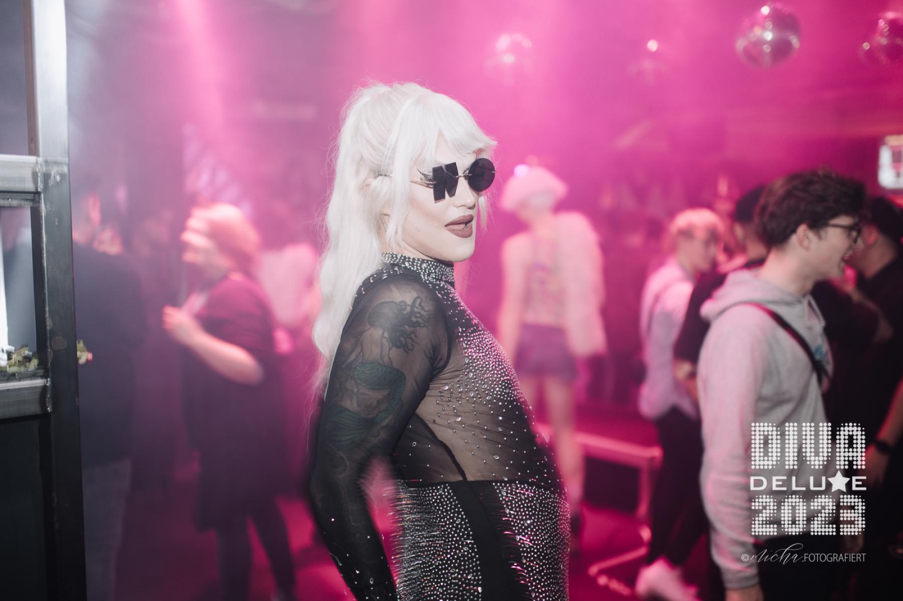 Diva Deluxe  18.11.2023 | Bild 699