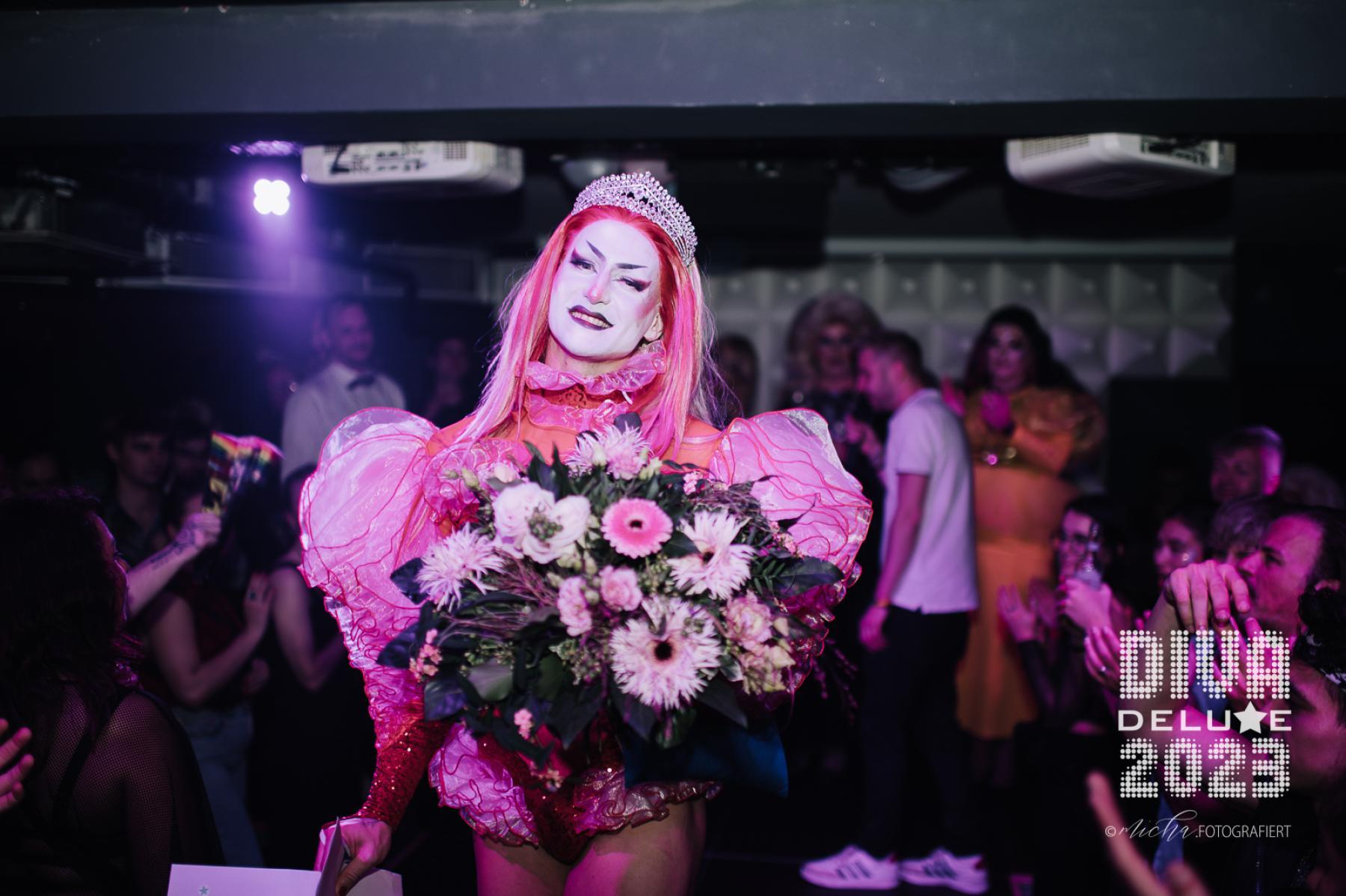 Diva Deluxe  18.11.2023 | Bild 77