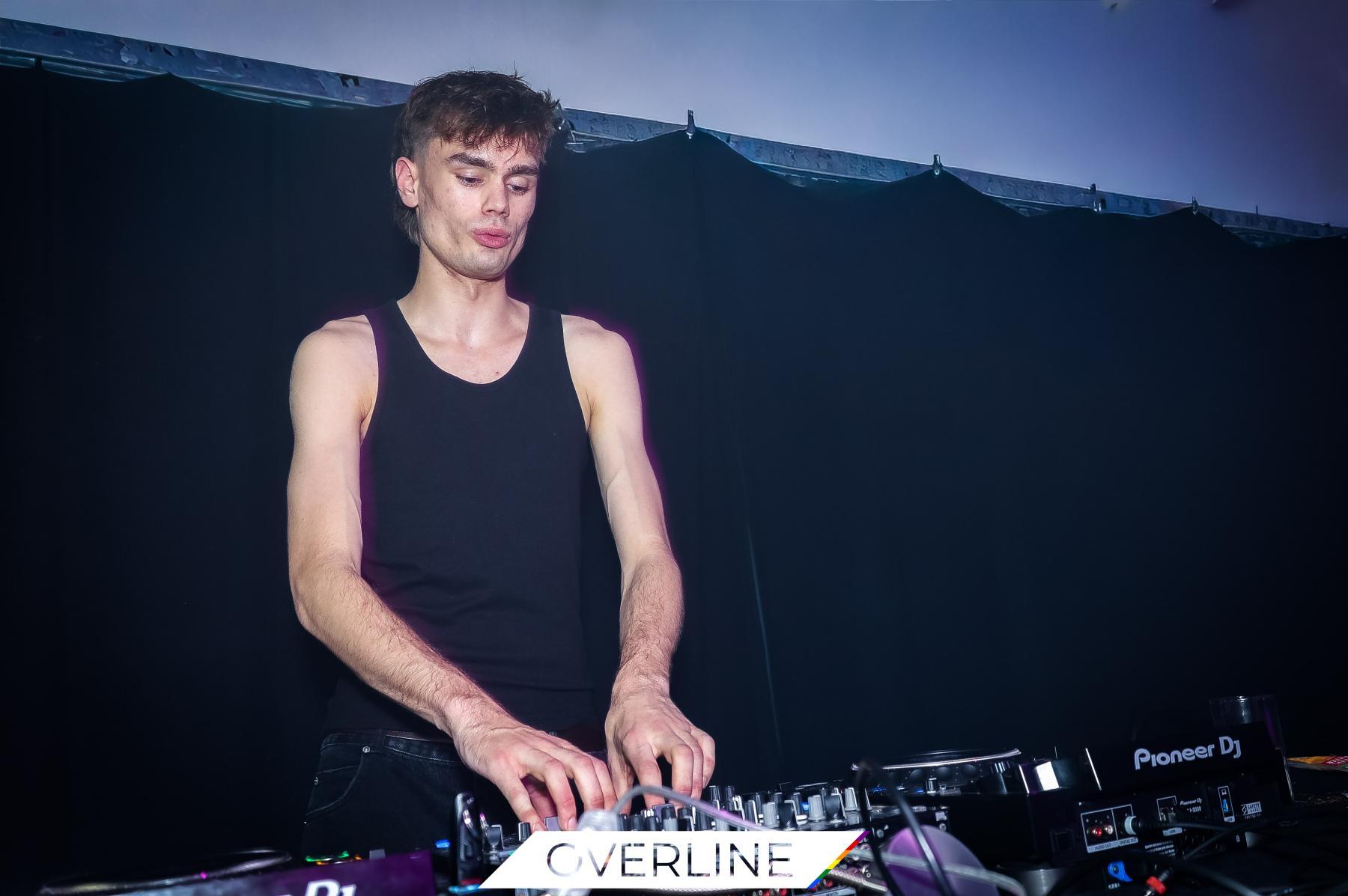 QueerVibes Night  20.12.2025 | Bild 209